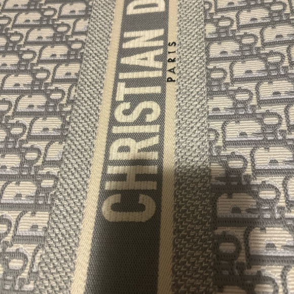 CD logo book tote large oblique blue grey new without tags - Picture 12 of 14